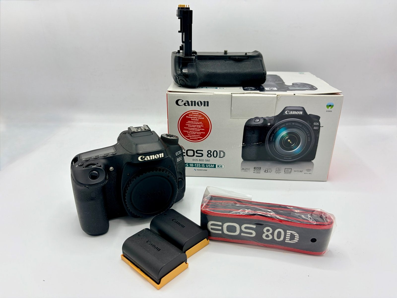 Canon 80D spiegelreflexcamera met battery grip en 2 accu's, Audio, Tv en Foto, Fotocamera's Digitaal, Gebruikt, Spiegelreflex