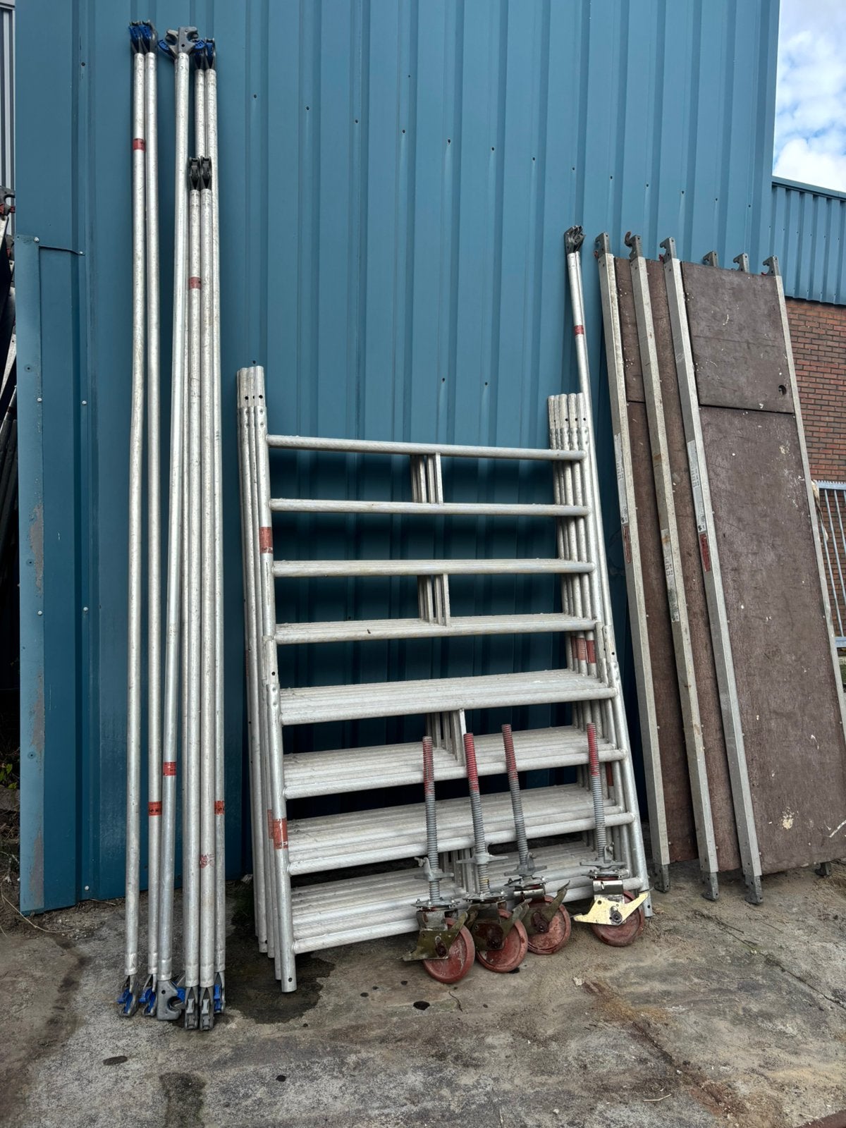 Zeer mooie solide aluminium rolsteiger Layer, Ophalen, Zo goed als nieuw, Rolsteiger of Kamersteiger, 5 meter of hoger