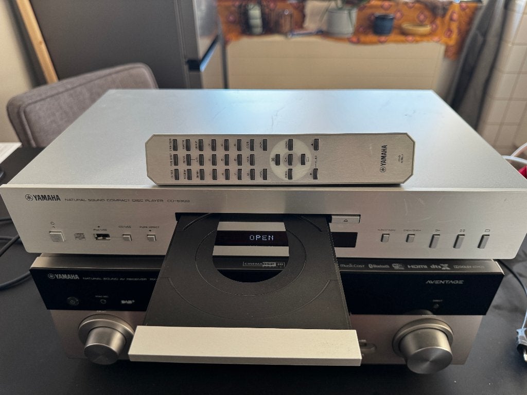 Yamaha Natural Sound CD Player CD-8300, Ophalen of Verzenden, Zo goed als nieuw, Overige merken
