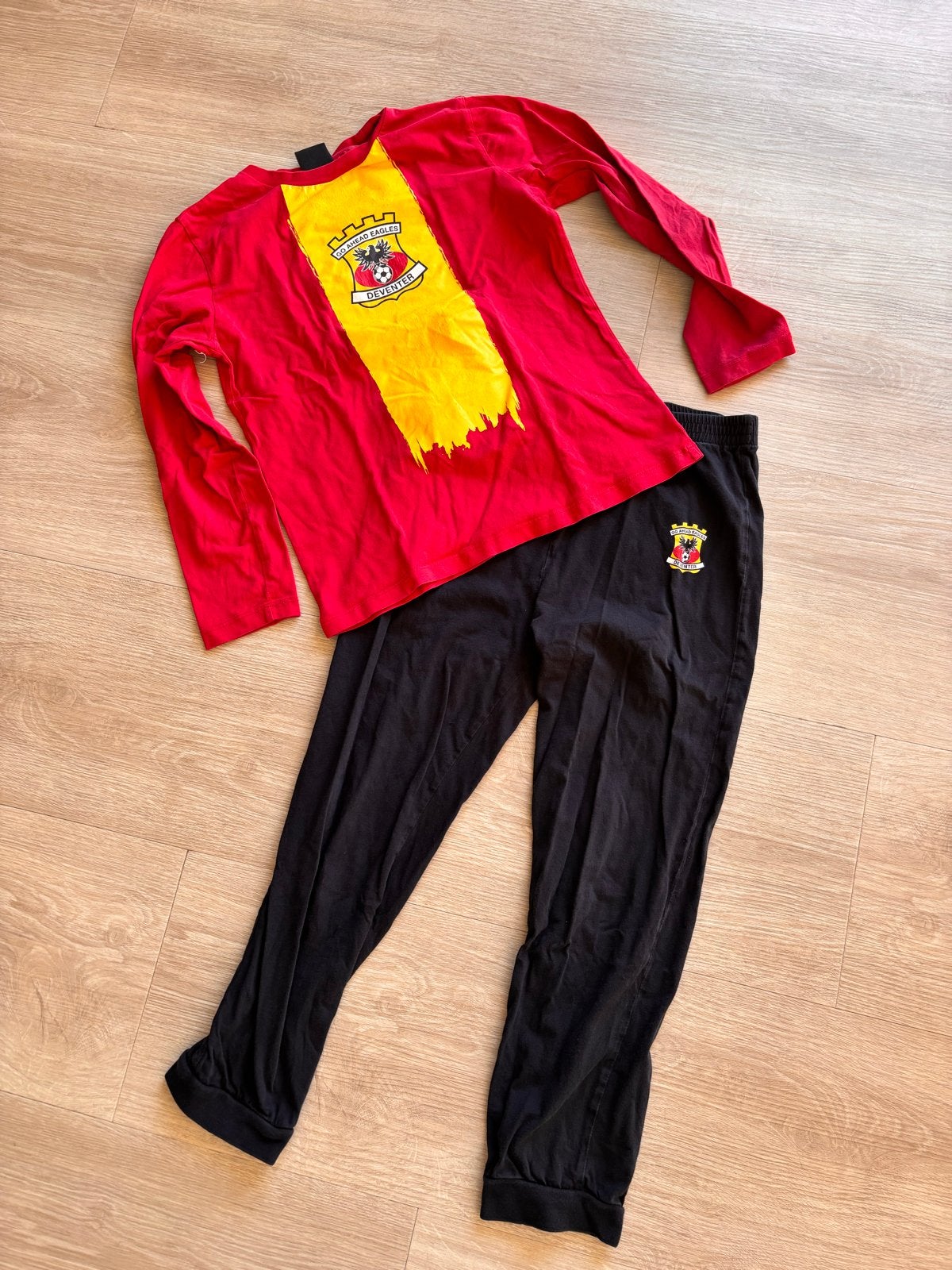 Go Ahead Eagles Pyjama Set Maat 140, Ophalen of Verzenden, Gebruikt, Jongen of Meisje, Nacht- of Onderkleding