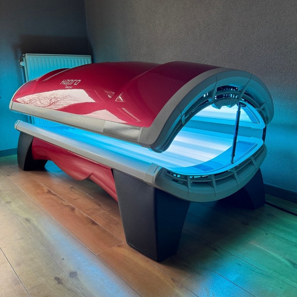 Hapro Onyx 26/1 Rood Zonnebank + 1 jaar Garantie, Ophalen of Verzenden, Zo goed als nieuw, Zonnebank enkelzijdig, 15 lampen of meer