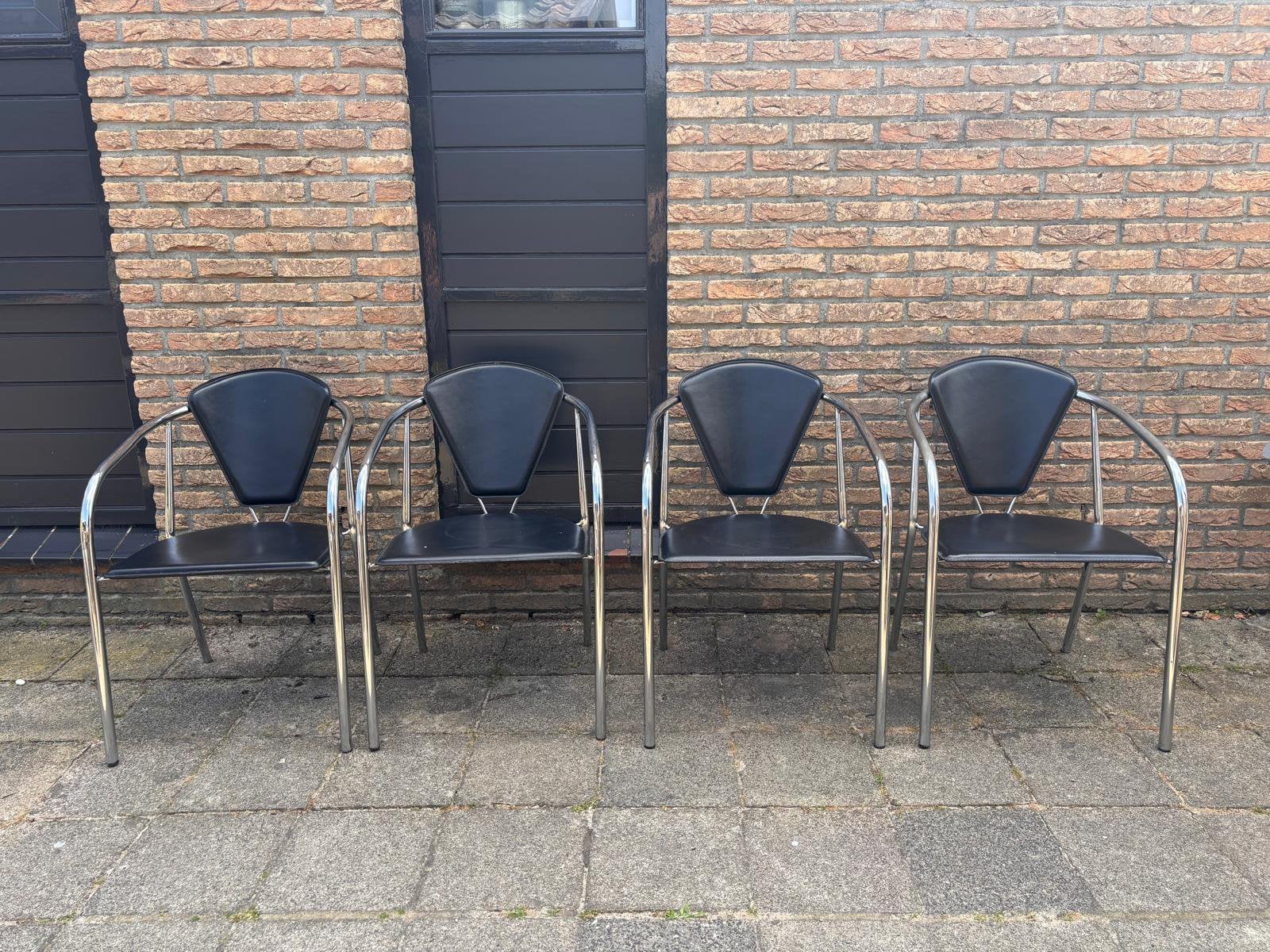 Set van 4 vintage Italianse eetkamerstoelen, jaren '80, Huis en Inrichting, Stoelen, Ophalen, Zwart, Leer, Zo goed als nieuw
