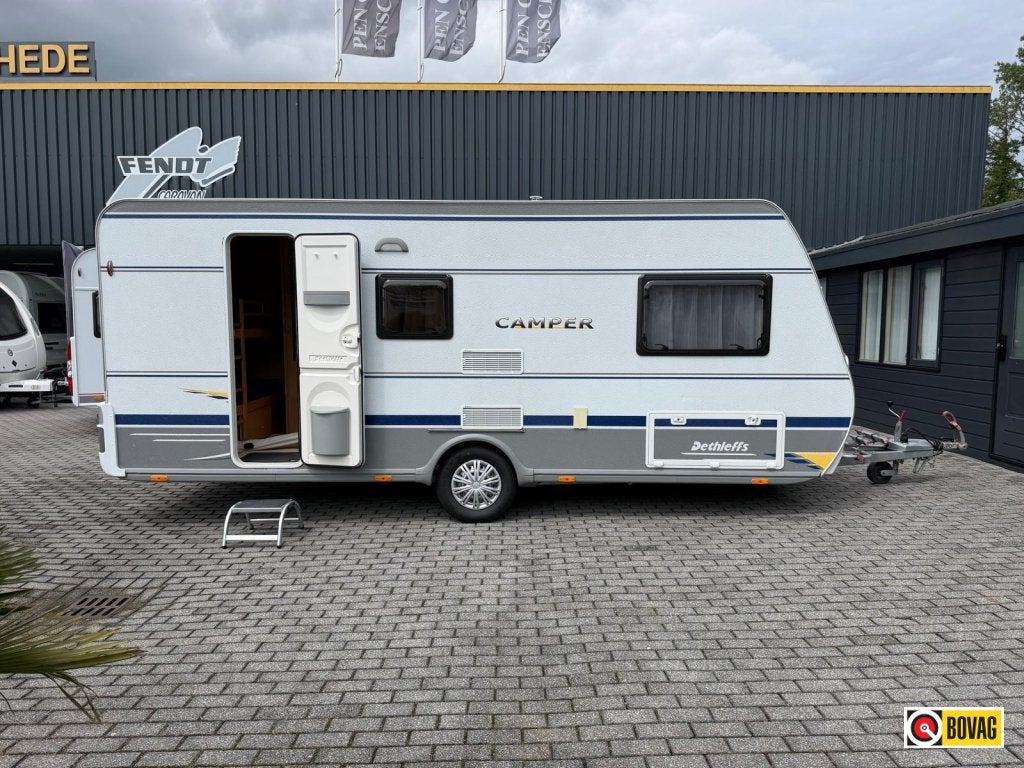 Dethleffs Camper 510 TK Met veel opties!!, Caravans en Kamperen, Caravans, Dwarsbed, Bedrijf, Treinzit, Tot en met 6
