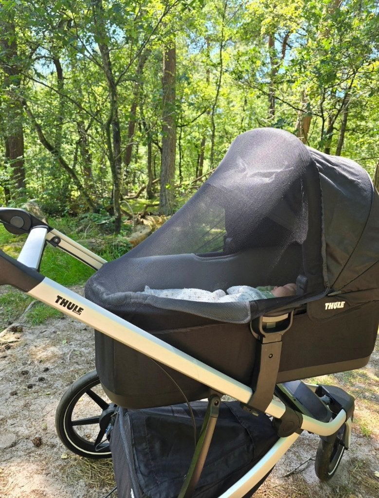 Thule Urban Glide 2 Majolica Blue + extra's, Kinderen en Baby's, Ophalen of Verzenden, Zo goed als nieuw, Overige merken, Luchtbanden