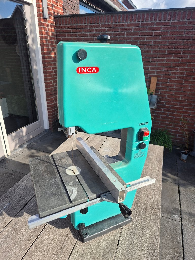Zo goed als nieuw! Inca Euro 260 342.186 lintzaag (230V), Ophalen, 70 mm of meer, Zo goed als nieuw, Inca