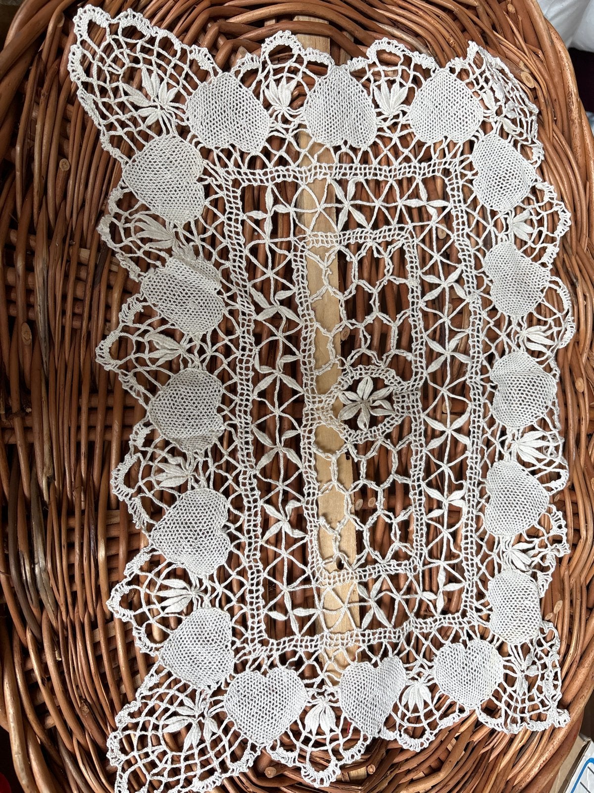 Handgemaakt kanten kleedje 40x26 cm, Ophalen