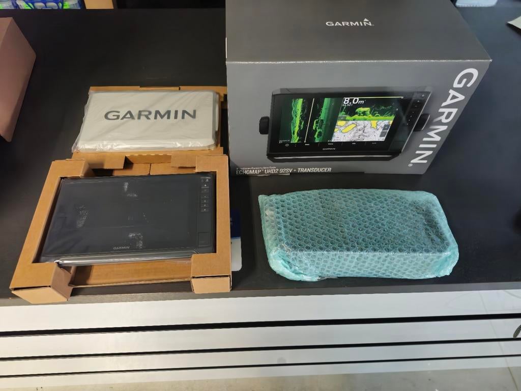 Garmin Echomap UHD2 92SV Fishfinder - Nieuw in Doos, Ophalen of Verzenden, Nieuw, Kaartplotter of Fish Finder