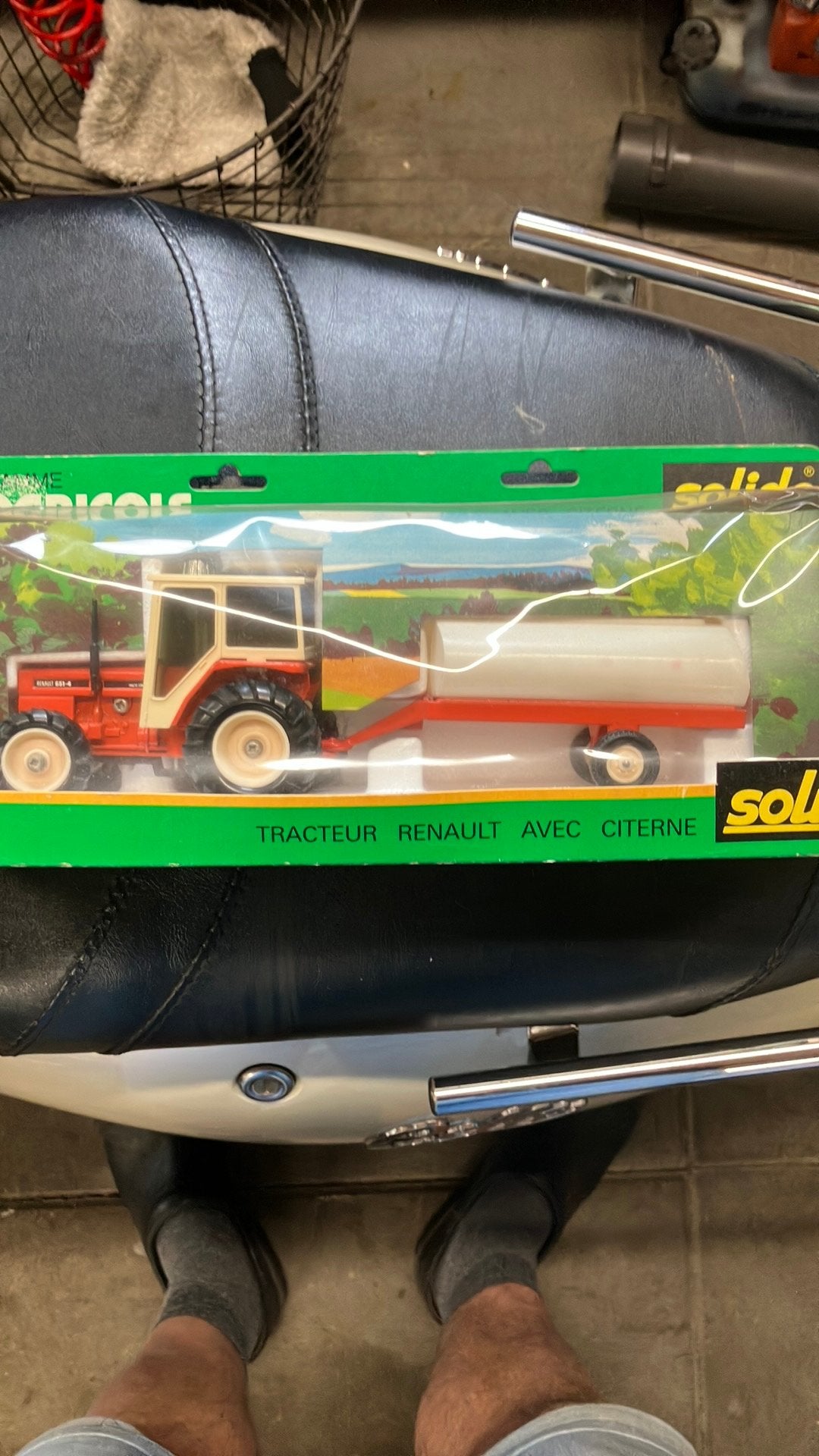 Solido renault 651.4 tractor set no 514 in doos, Ophalen of Verzenden, Nieuw, Tractor of Landbouw, Overige merken