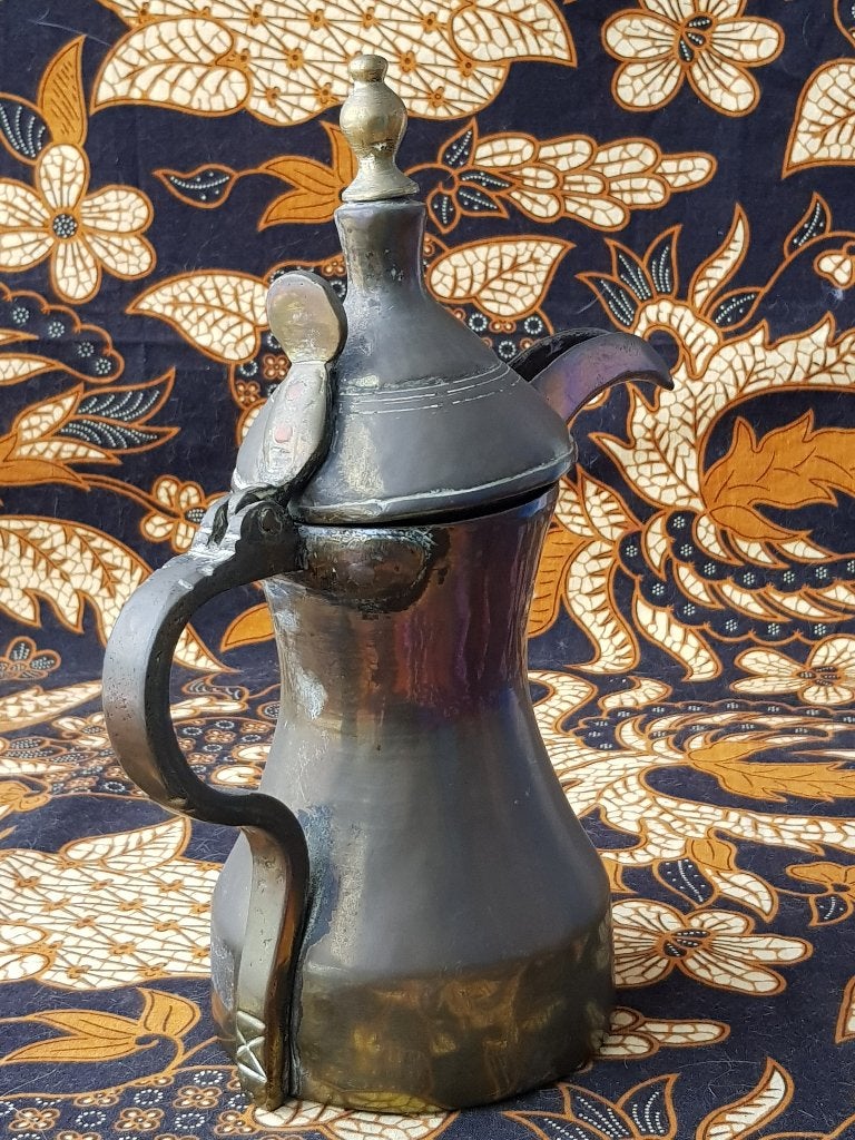 Mooie zware antieke Oosters dallah van koper 26 cm., Ophalen of Verzenden, Koper
