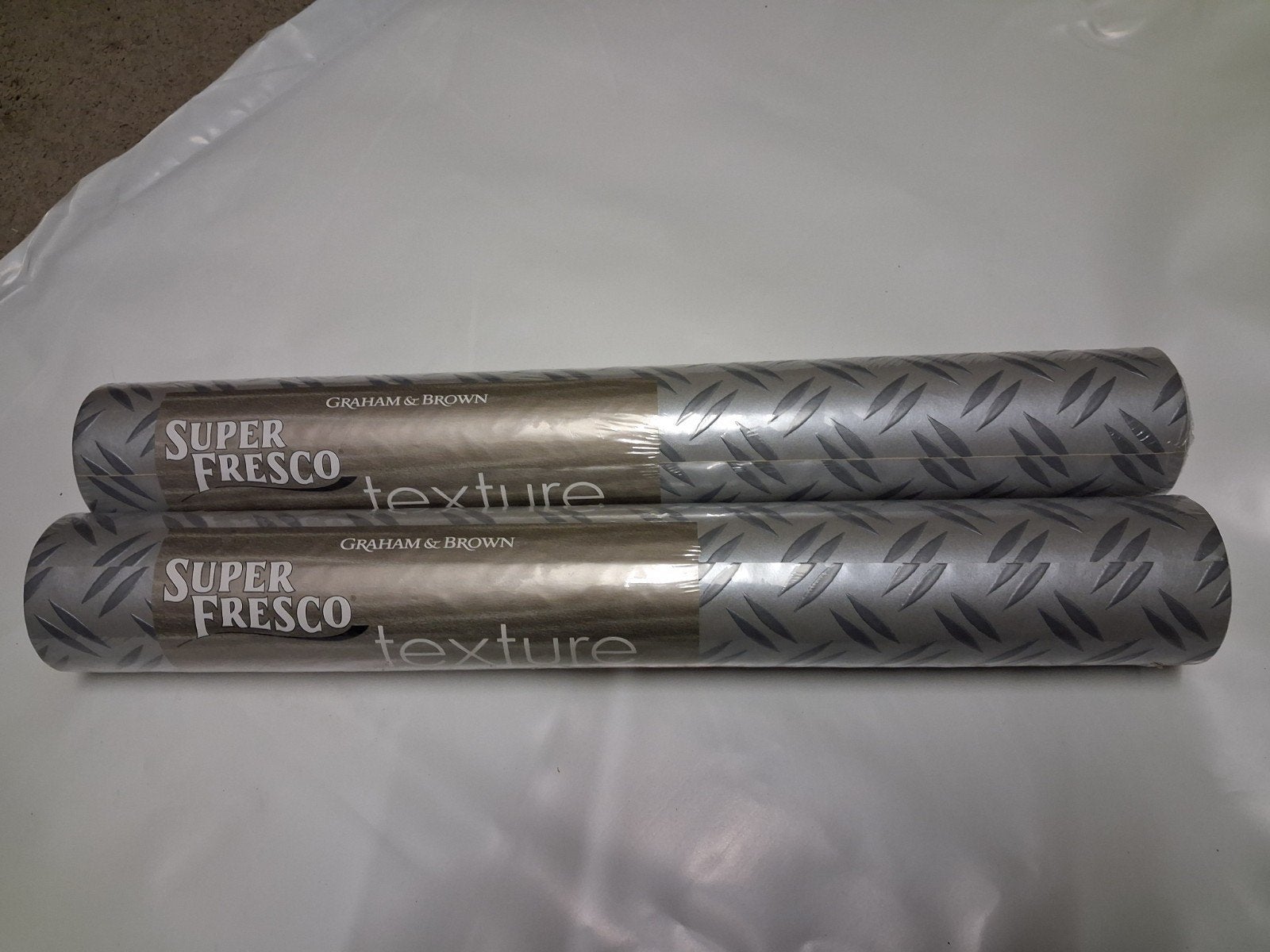 2 rollen tranenplaat behang - Graham & Brown Super Fresco, Graham & Brown, Materiaallook, Grijs, Modern