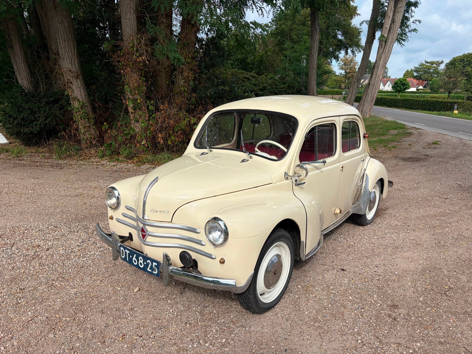 Renault 4cv R 1062, 13 km/l, Gebruikt, 4 cilinders, 4 stoelen