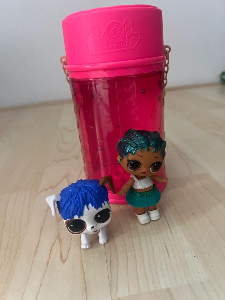 L.O.L. Surprise! pop met hondje en capsule, Ophalen of Verzenden, Zo goed als nieuw, Overige typen