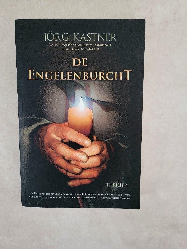 Boek: De Engelenburcht, Ophalen, Zo goed als nieuw, Feestartikel, Verjaardag