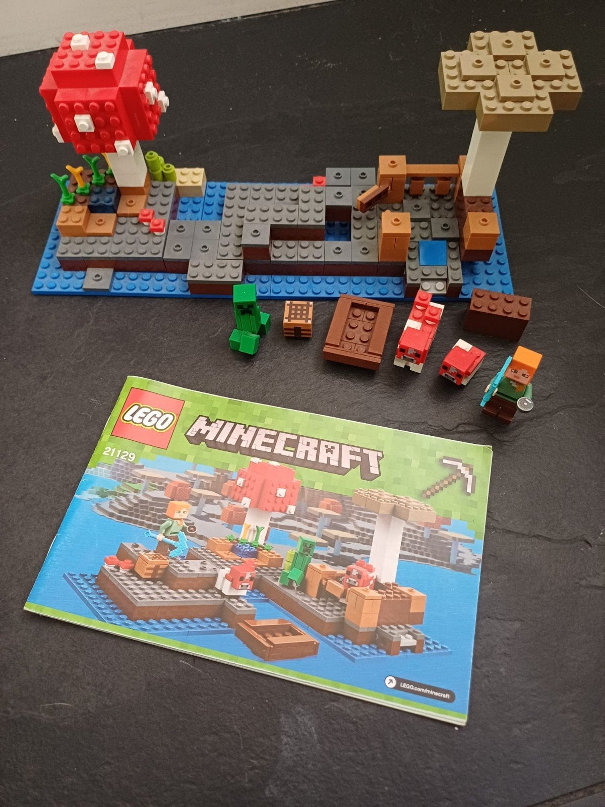 Lego Minecraft 21129 Het Paddestoel Eiland, Minecraft, Lego, Ophalen of Verzenden, Zo goed als nieuw