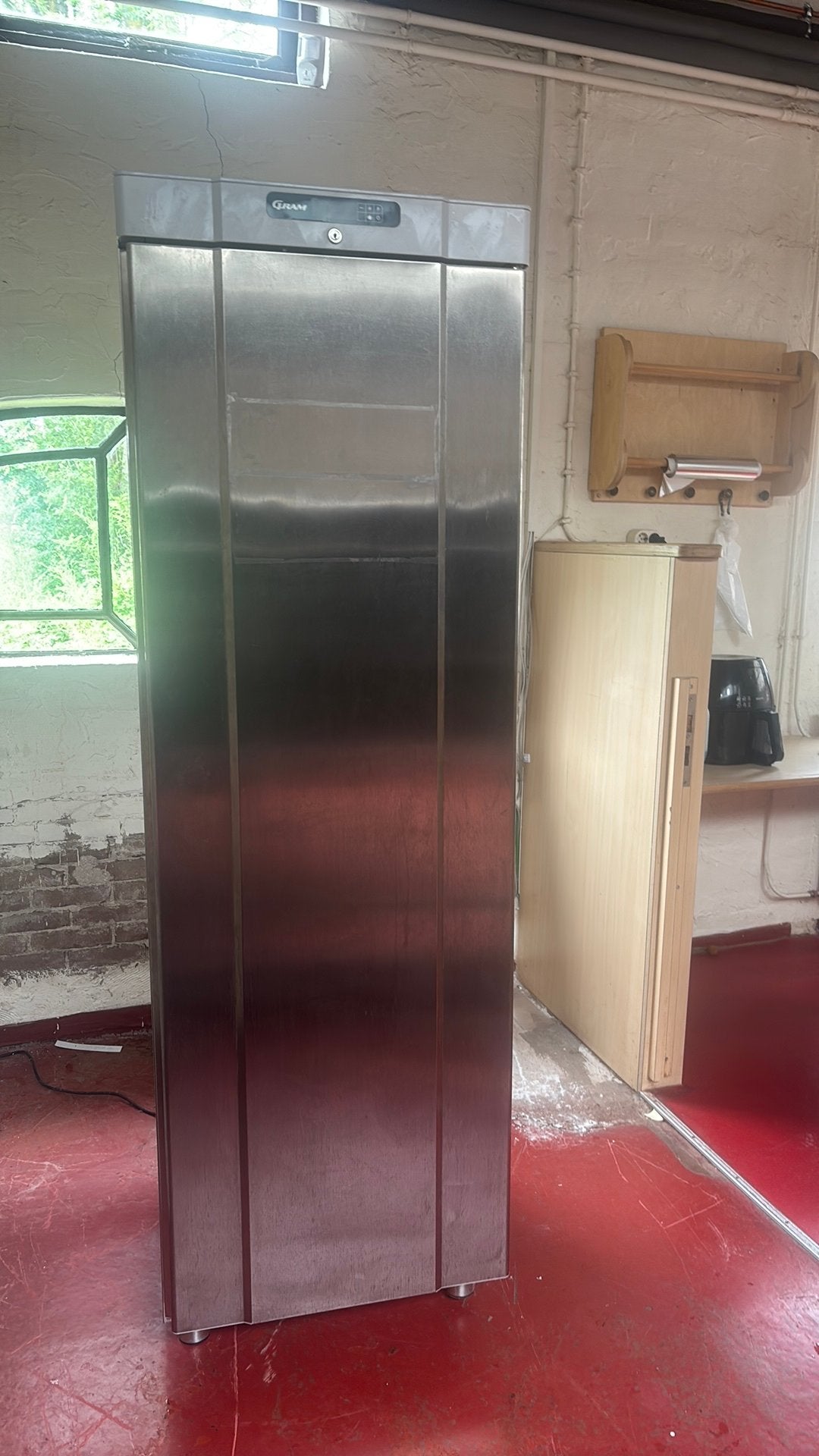Koelkast Gram Compact K 420 RG, Witgoed en Apparatuur, Koelkasten en IJskasten, Ophalen, Zonder vriesvak, 200 liter of meer, 60 cm of meer