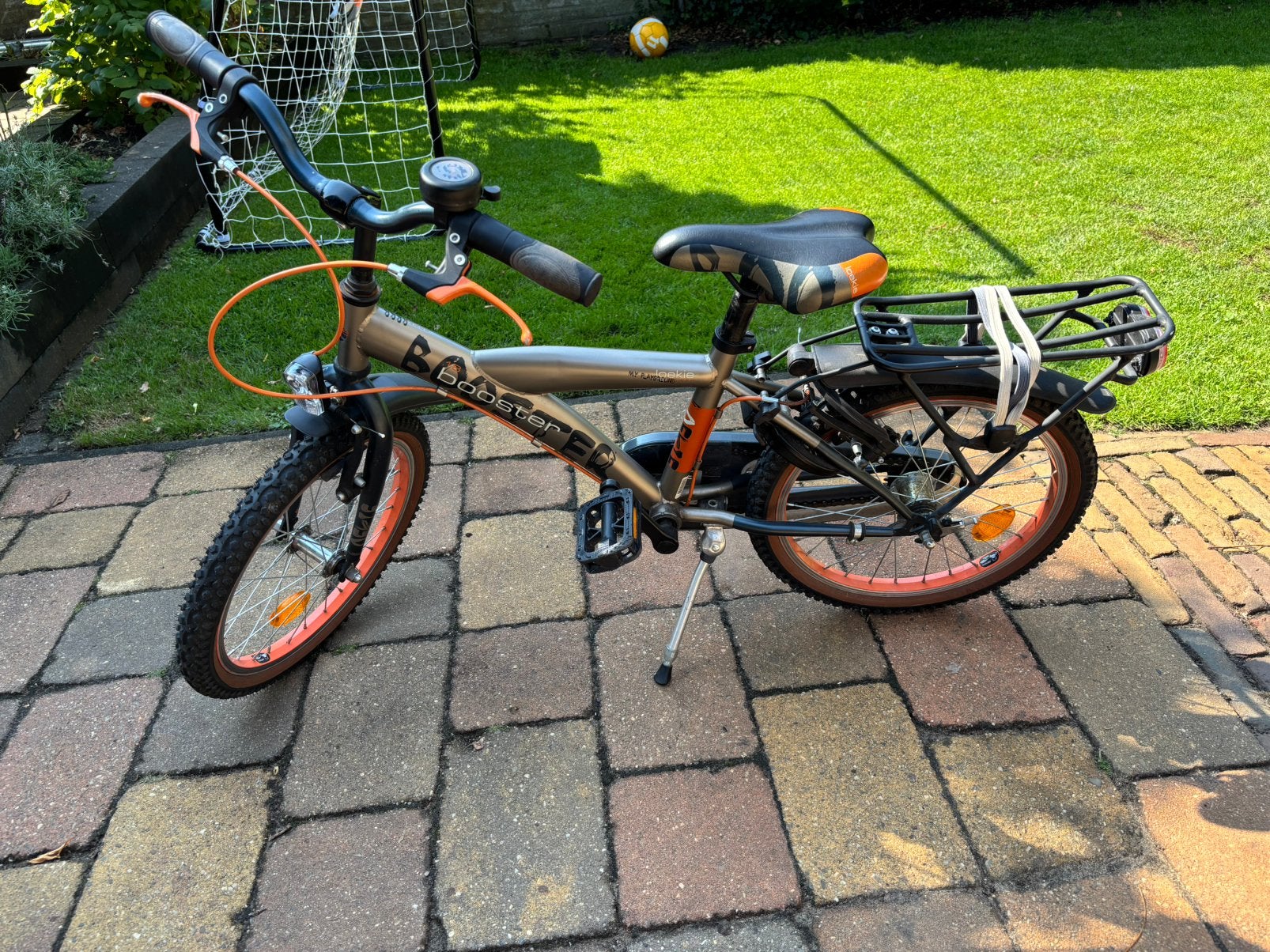 Loekie Booster, Ophalen, Terugtraprem, 18 inch, Handrem