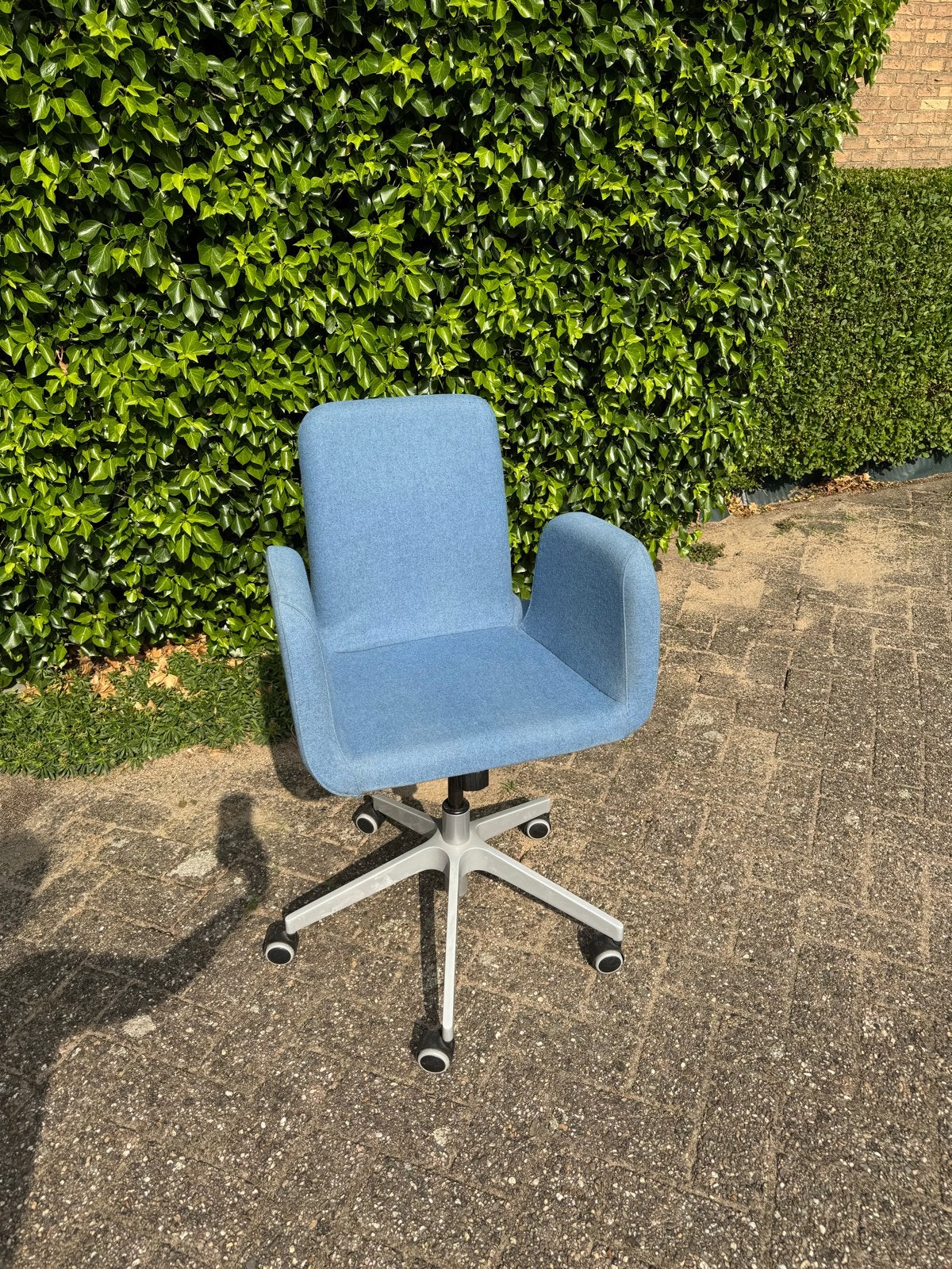 Leuke bureaustoel met wieltjes, Ophalen, Gebruikt, Blauw, Bureaustoel