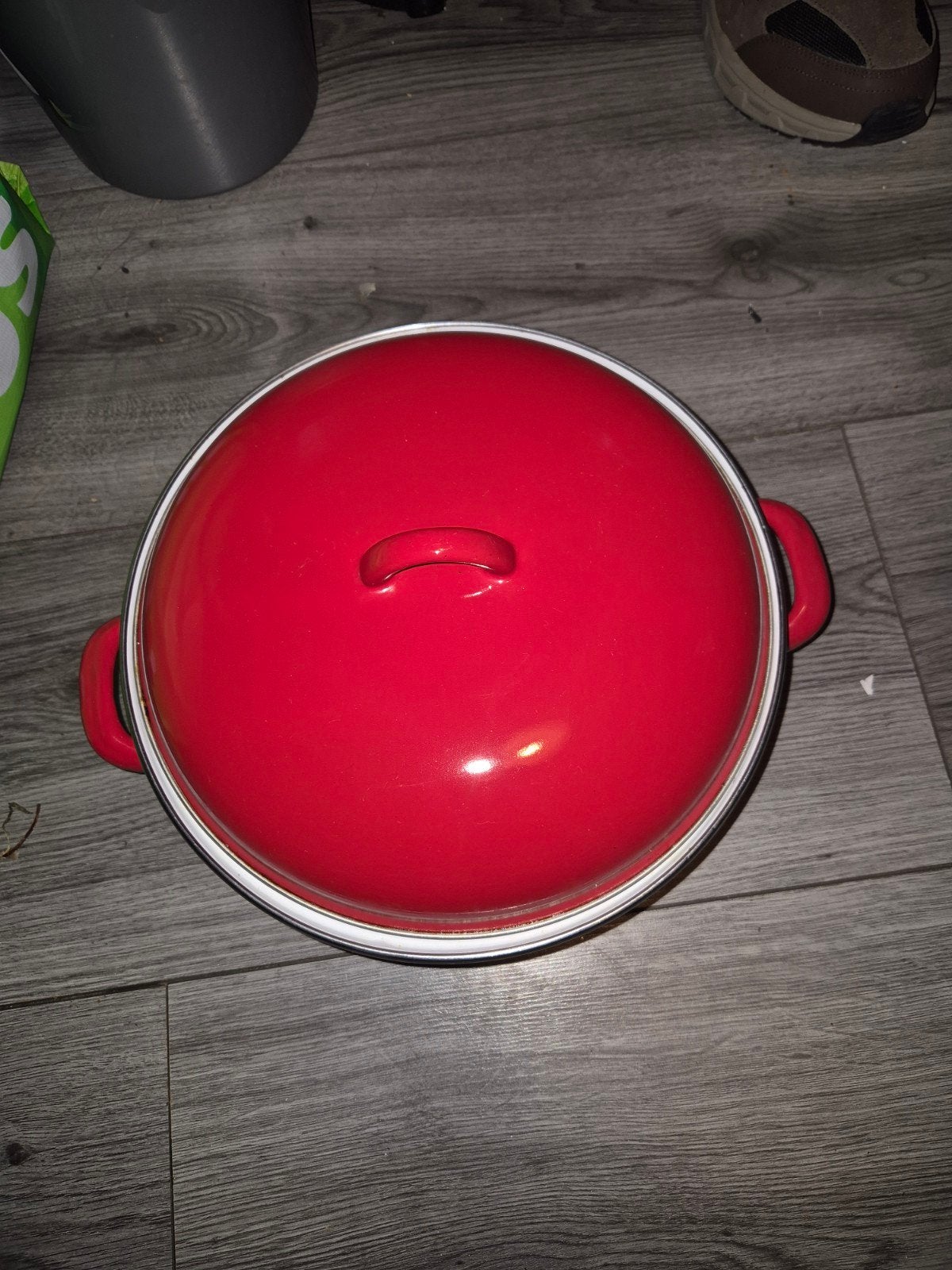 Rode Emaille Braadpan met Deksel - Zo goed als nieuw, Huis en Inrichting, Braadpan, Met deksel, Ophalen of Verzenden, Zo goed als nieuw