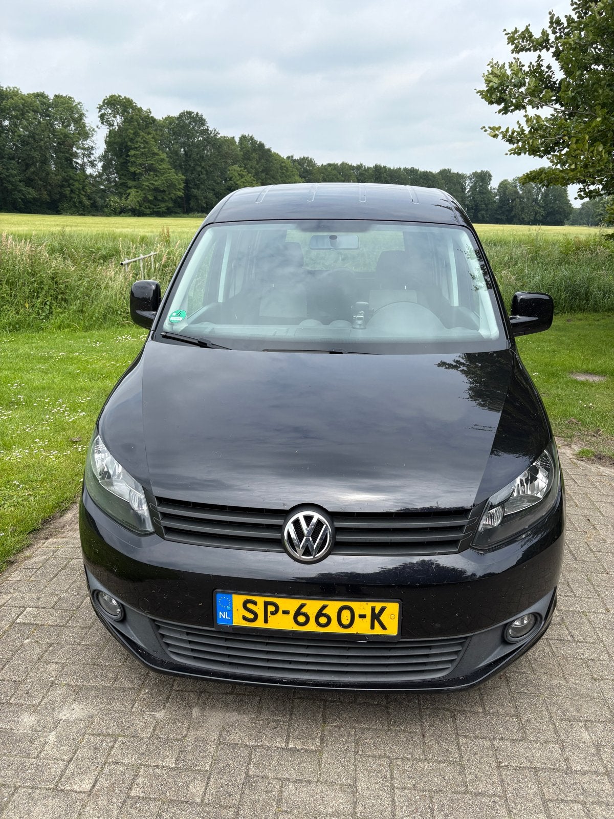 Volkswagen Caddy 1.2 TSI 77KW Maxi Combi 2011 Zwart, Auto's, Voorwielaandrijving, 4 cilinders, Volkswagen, Zwart