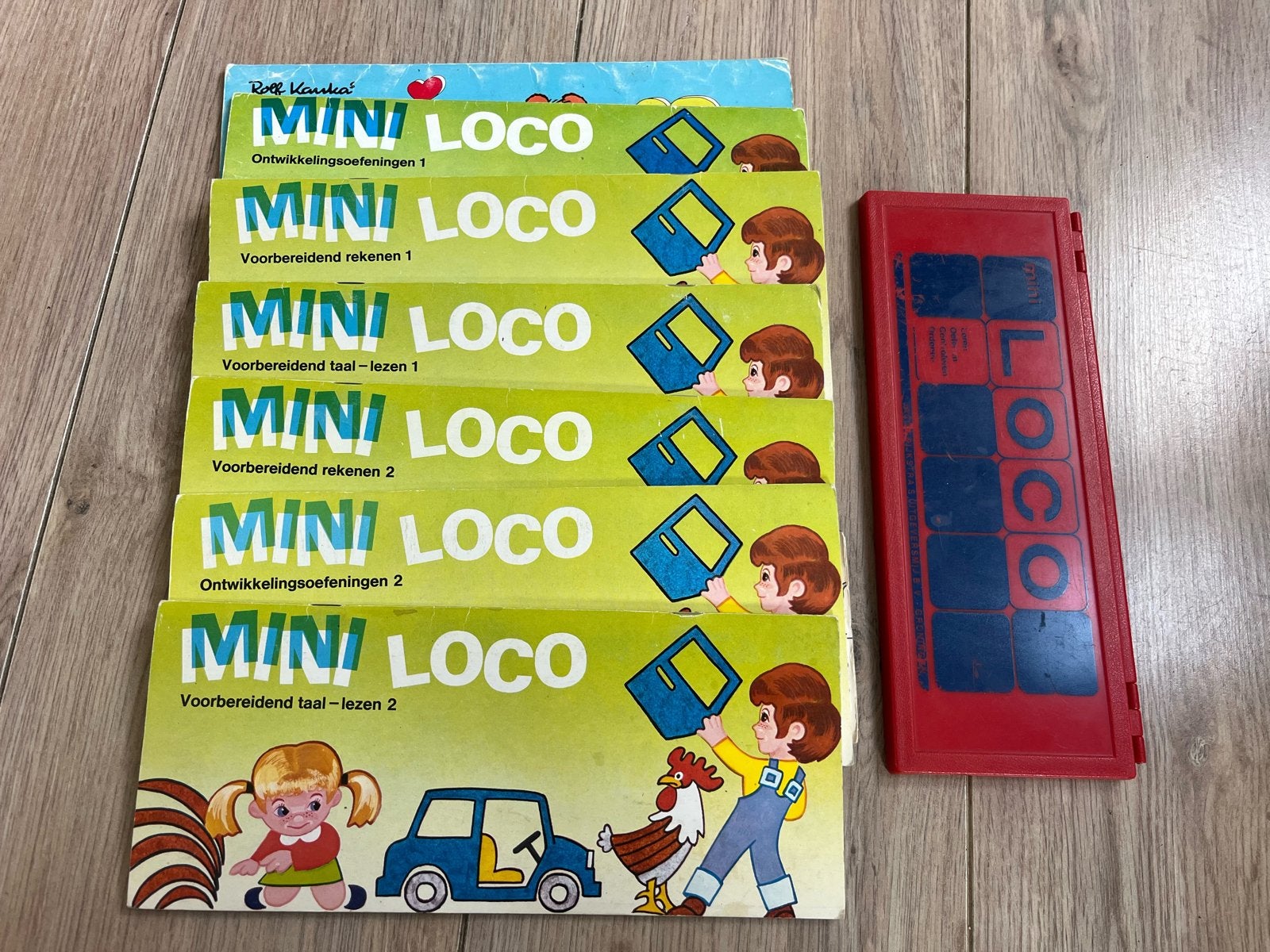 Mini Loco set met 7 boekjes en basisdoos, Ophalen of Verzenden, Gebruikt, Rekenen