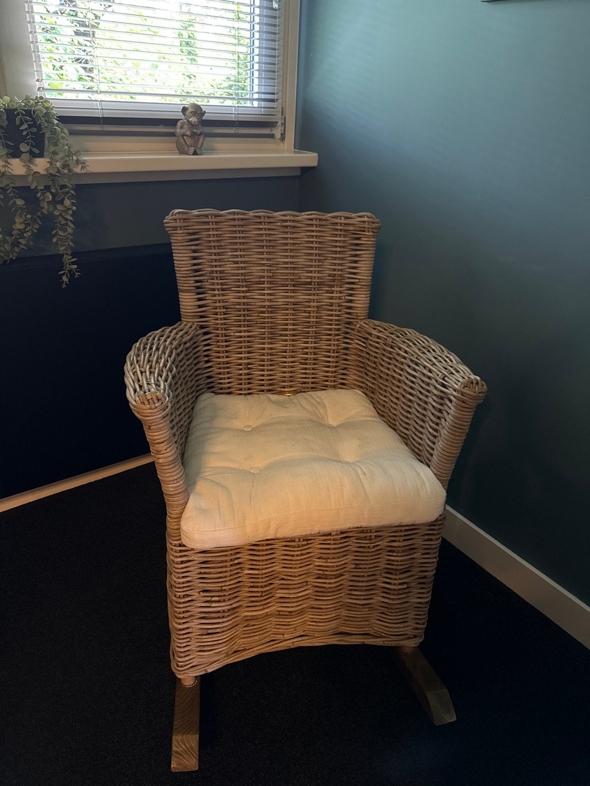 Comfortabele rieten schommelstoel met kussen, Ophalen, Overige kleuren, Riet of Rotan, Zo goed als nieuw