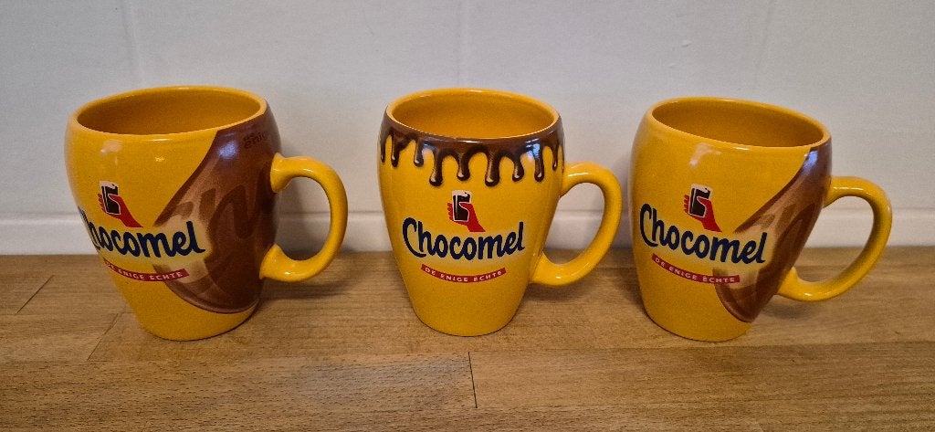 3 nieuwe chocomel bekers , de enige echte ., Nieuw, Ophalen of Verzenden, Overige stijlen, Kop(pen) en/of Schotel(s)