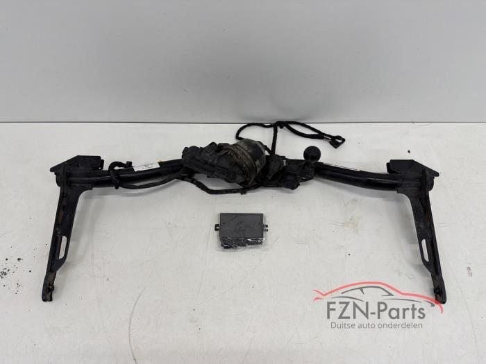 Seat Leon 5FA Trekhaak Wegdraaibaar met module