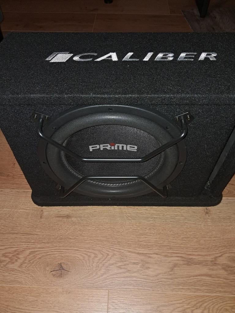 Caliber Subwoofer met ingebouwde versterker 1000 Watt kabels, Auto diversen, Ophalen, Nieuw