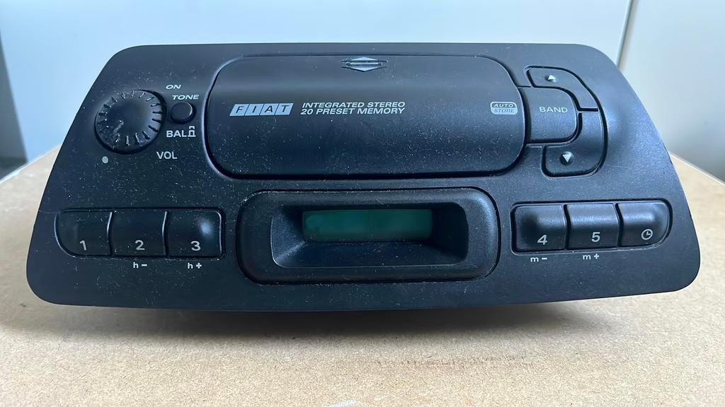 Originele Fiat Bravo/Brava Grundig radio AD182L OEM 1997, Ophalen of Verzenden, Gebruikt