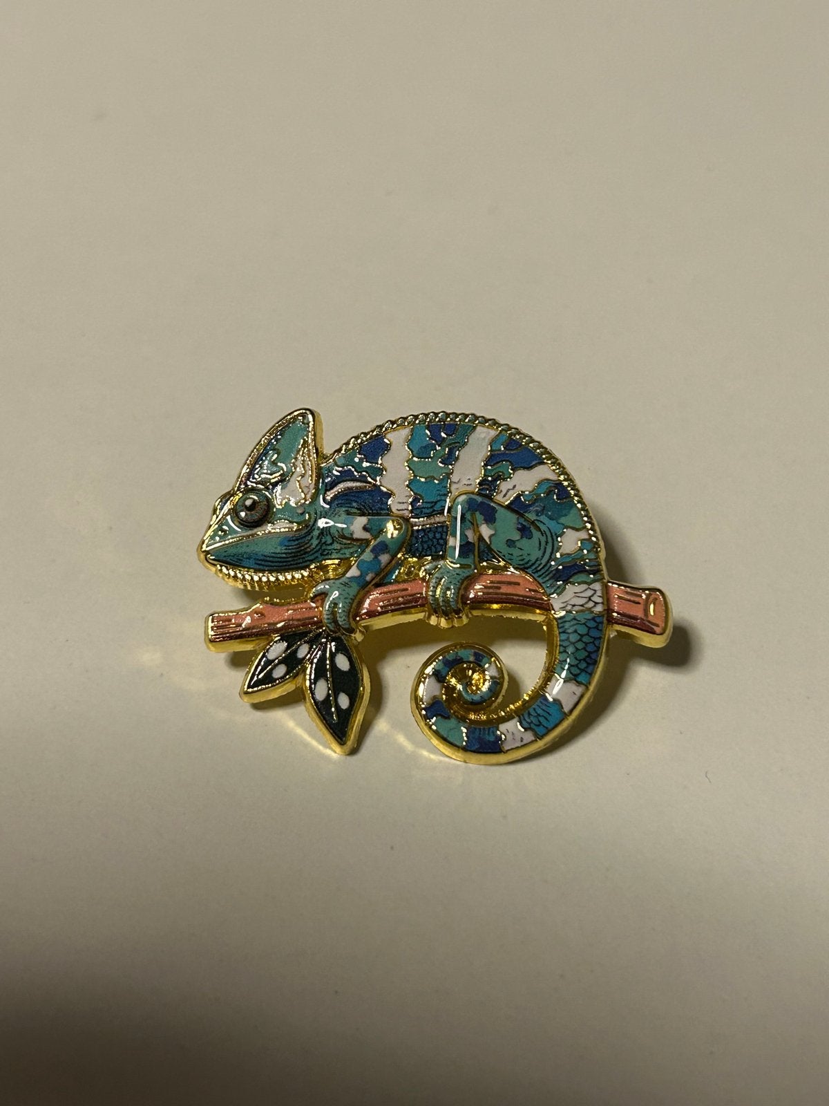 Nieuwe Kameleon Broche - Blauw/Groen Emaille, Overige materialen, Blauw, Minder dan 4 cm, Nieuw