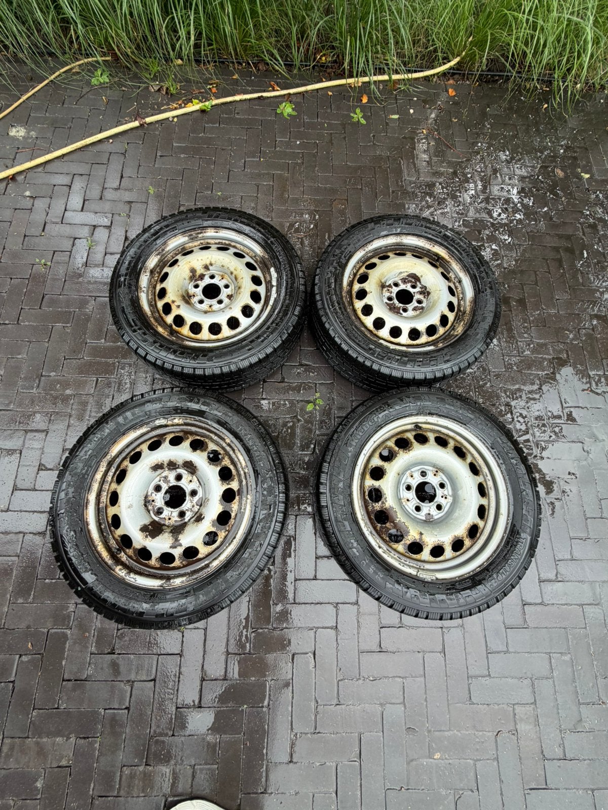 Mercedes Vito banden en velgen 225/55R17C, Ophalen, Banden en Velgen, 17 inch, All Season