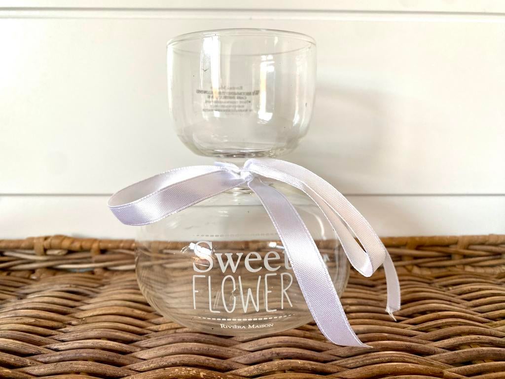 Riviera Maison Sweet Flower Vaasje, Overige kleuren, Ophalen of Verzenden, Minder dan 50 cm, Glas