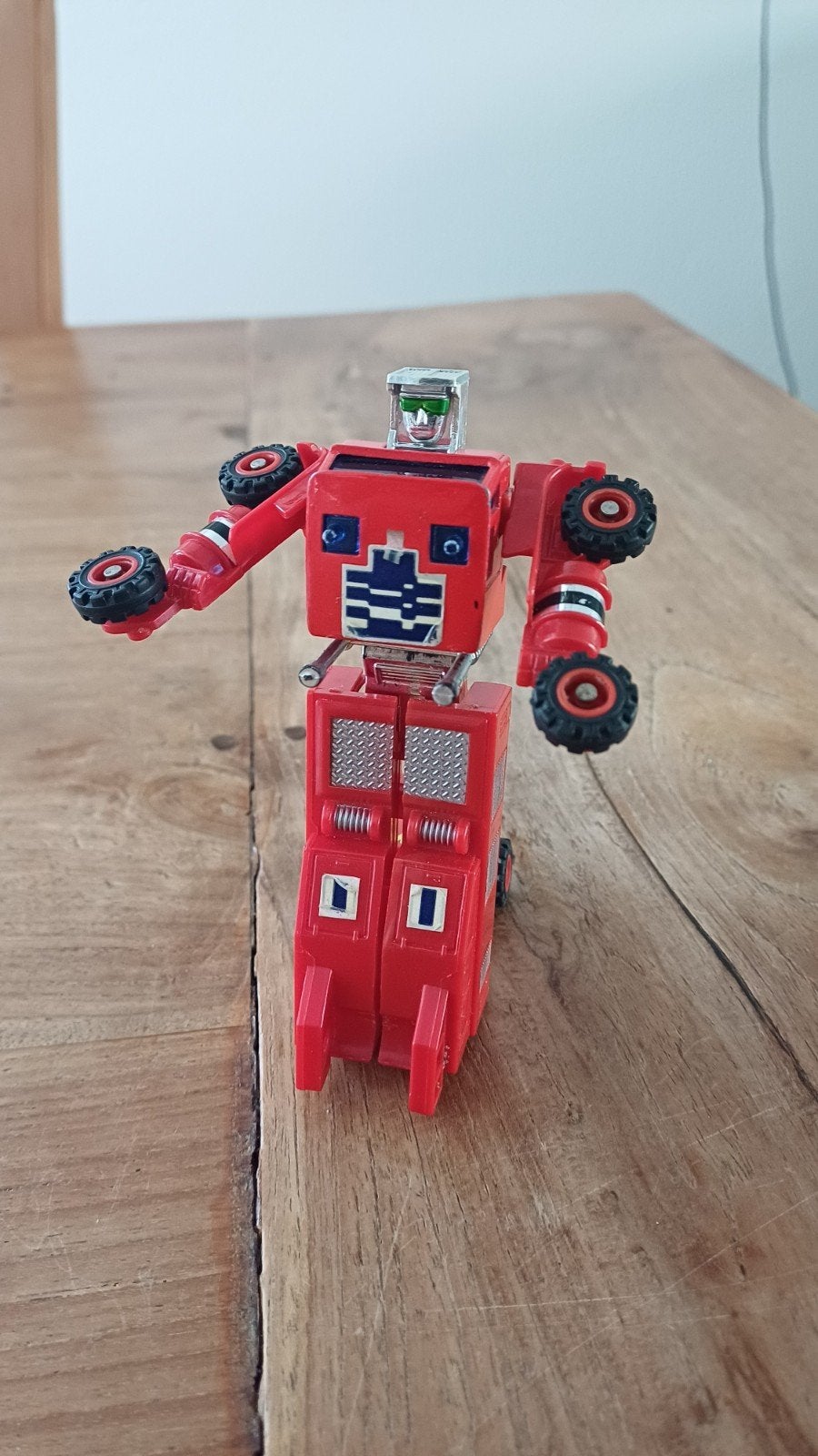 Vintage McToy Mega Motobot Jaren '80 - Rode Brandweerwagen, Verzamelen, Transformers, Overige generaties, Ophalen of Verzenden