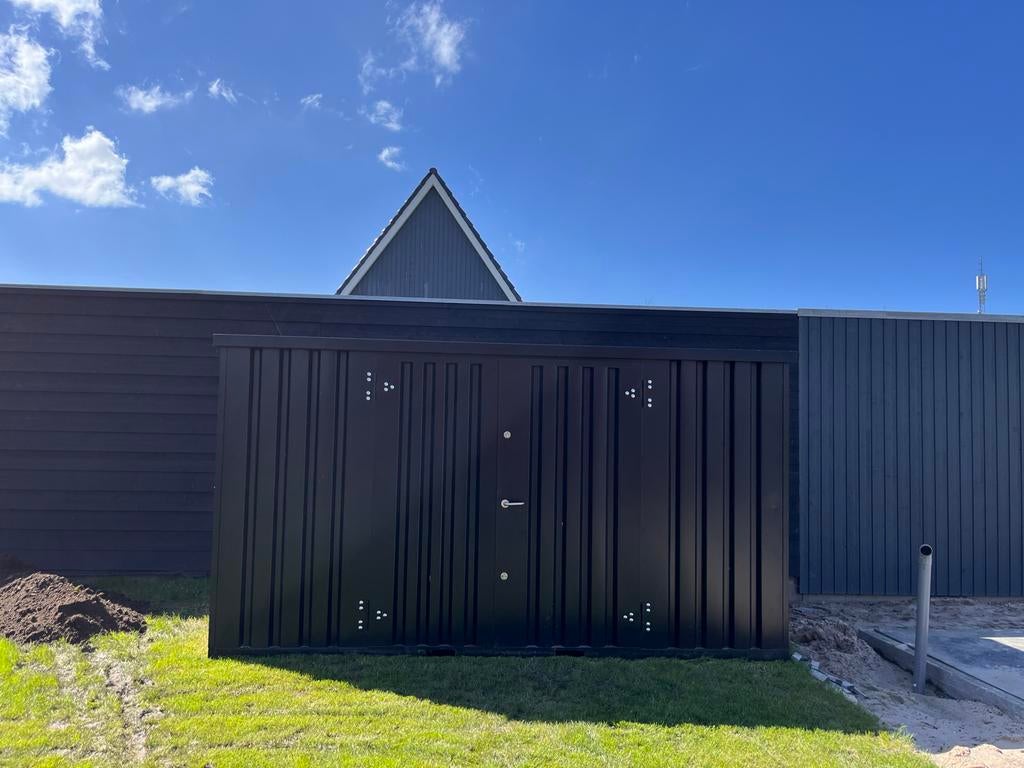 Robuuste Container 4x2m - Ideaal voor Tuinspullen, Tuin en Terras, Bergingen en Tuinkasten, Ophalen, Gebruikt, Metaal, Overige typen