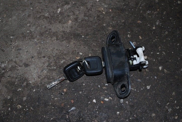 Achterklep slot Volvo V40, Ophalen of Verzenden