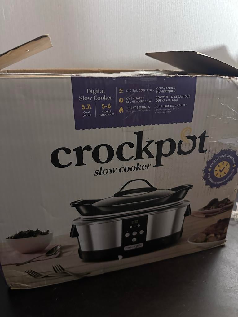 Nieuwe Crock-Pot Digitale Slowcooker 5.7L Ovale, Witgoed en Apparatuur, Vaatwasmachinebestendig, ., Nieuw, Ophalen of Verzenden