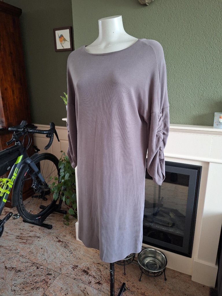 Yaya prachtige grijze zijde look jurk S 36, Verzenden, Zo goed als nieuw, Knielengte, Yaya
