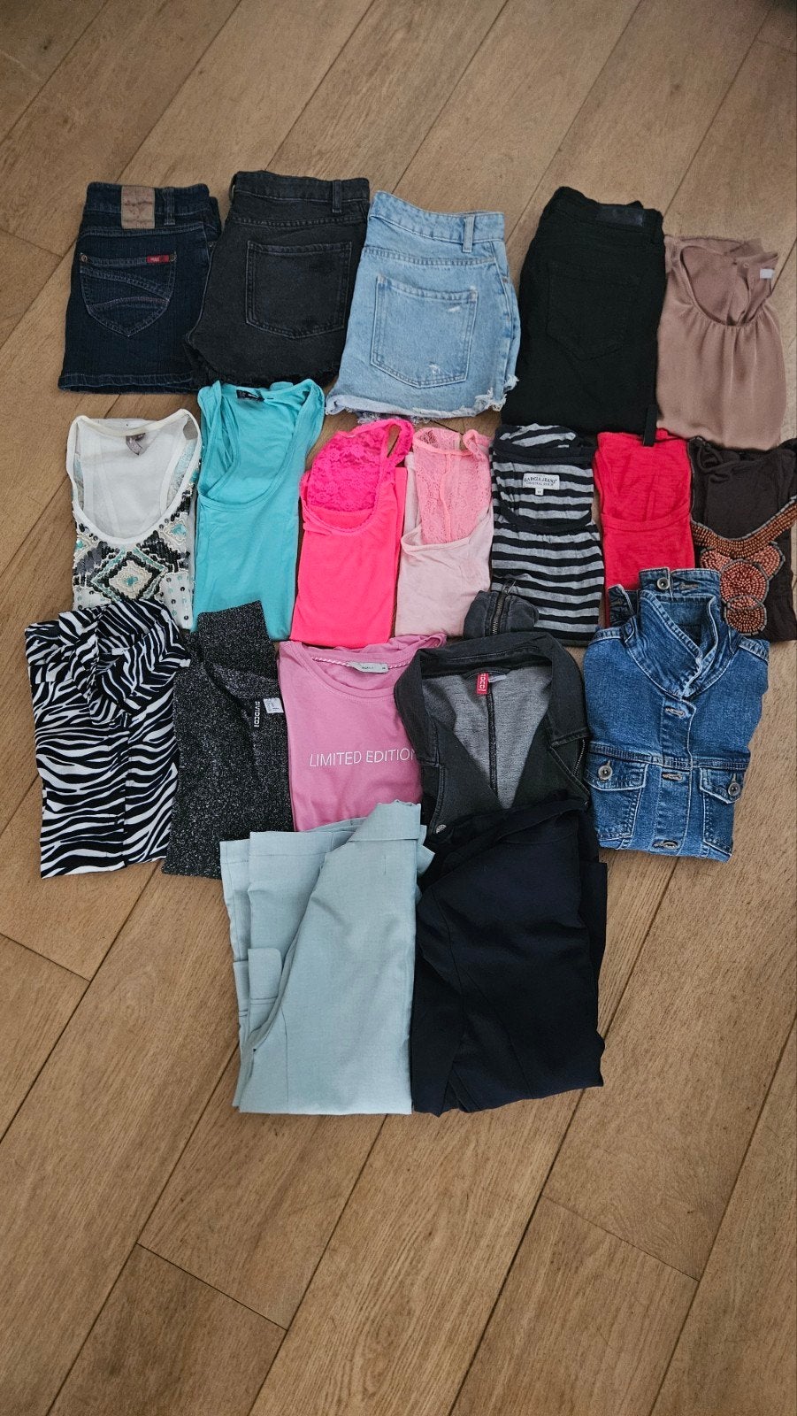 Kledingpakket maat 34/XS - 19 stuks - Kastopruiming, Kleding | Dames, Ophalen of Verzenden, Zo goed als nieuw, Maat 34 (XS) of kleiner