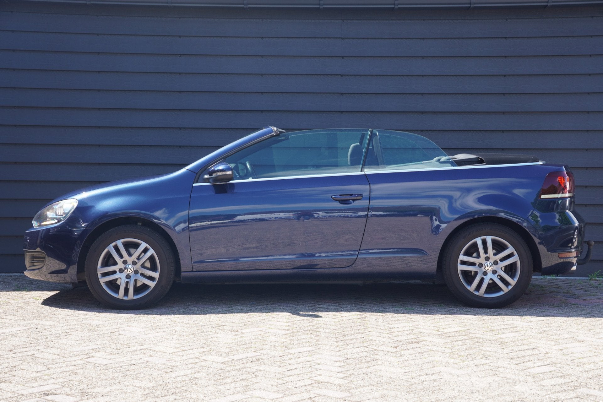 Volkswagen Golf Cabriolet 1.2 TSI BlueMotion - CLIMA - TREKH, Voorwielaandrijving, Euro 5, Stof, Zwart