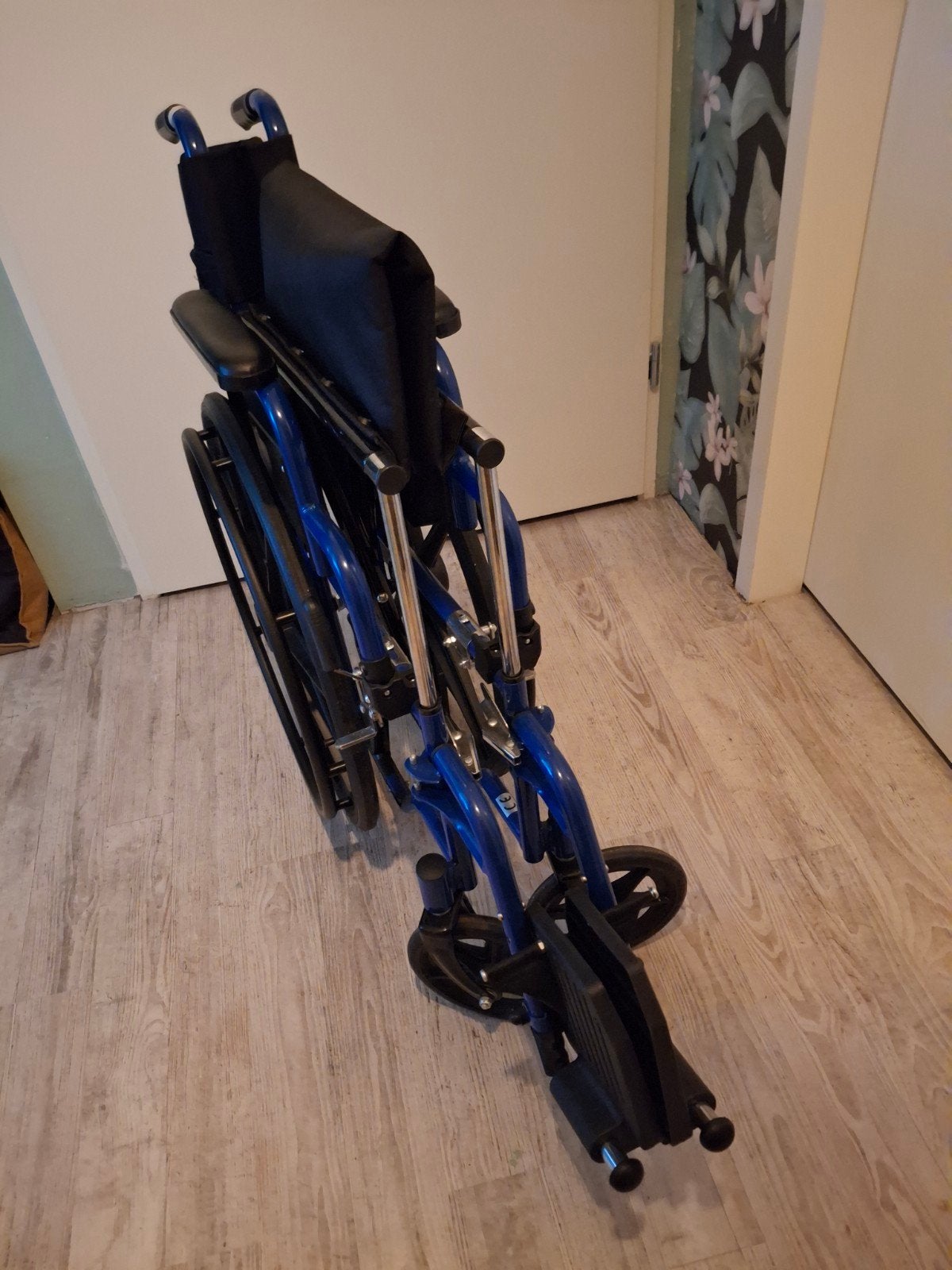rolstoel, Diversen, Ophalen, Inklapbaar, Zo goed als nieuw, Duwrolstoel
