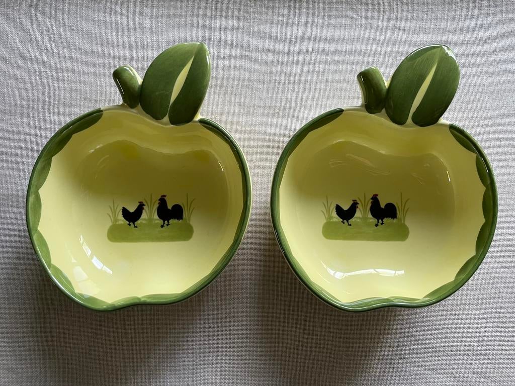 2 Vintage Zeller Fayencerie Haan en Kip schaaltjes 🍏 vorm, Ophalen of Verzenden