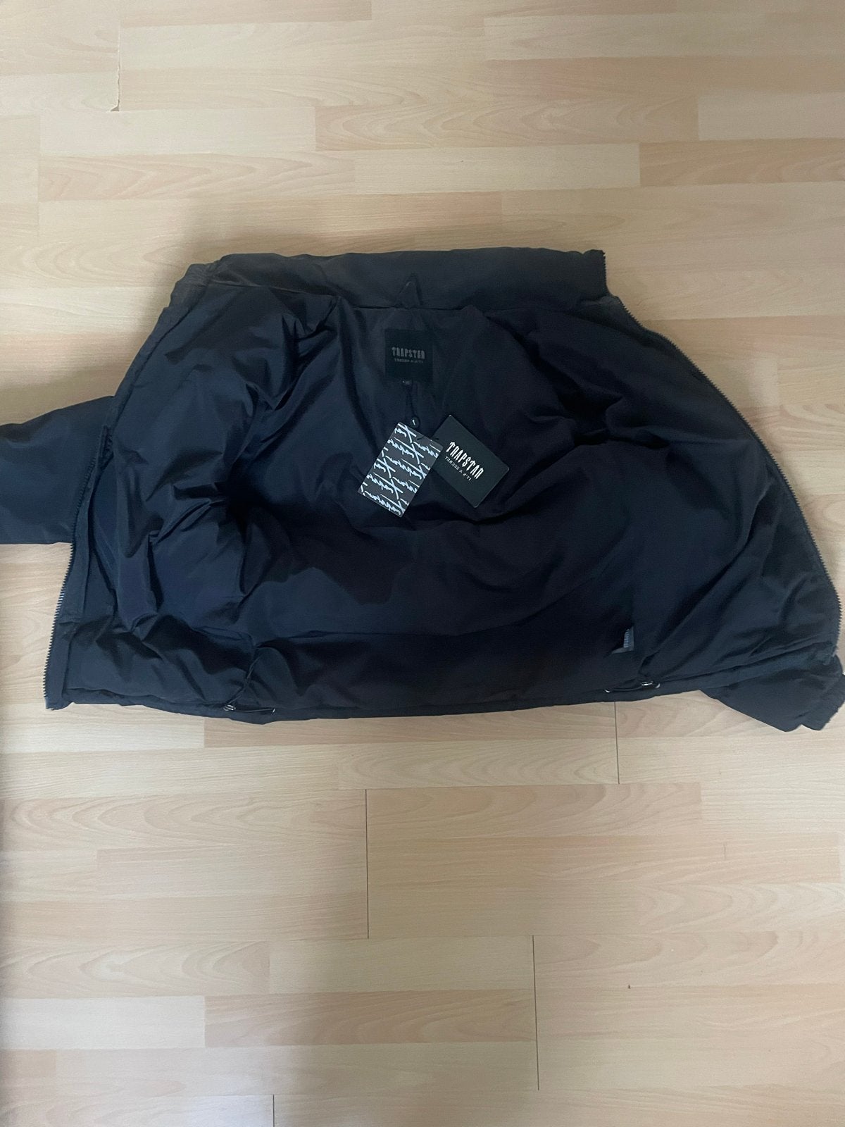 Trapstar jas - Maat XS - Nieuw met labels, Ophalen of Verzenden, Zo goed als nieuw, Maat 46 (S) of kleiner, Zwart