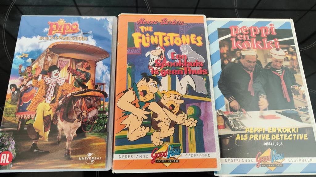 VHS Banden : Pipo, Flintstones, Peppi en Kokki, Alle leeftijden, Ophalen of Verzenden, Gebruikt, Overige genres