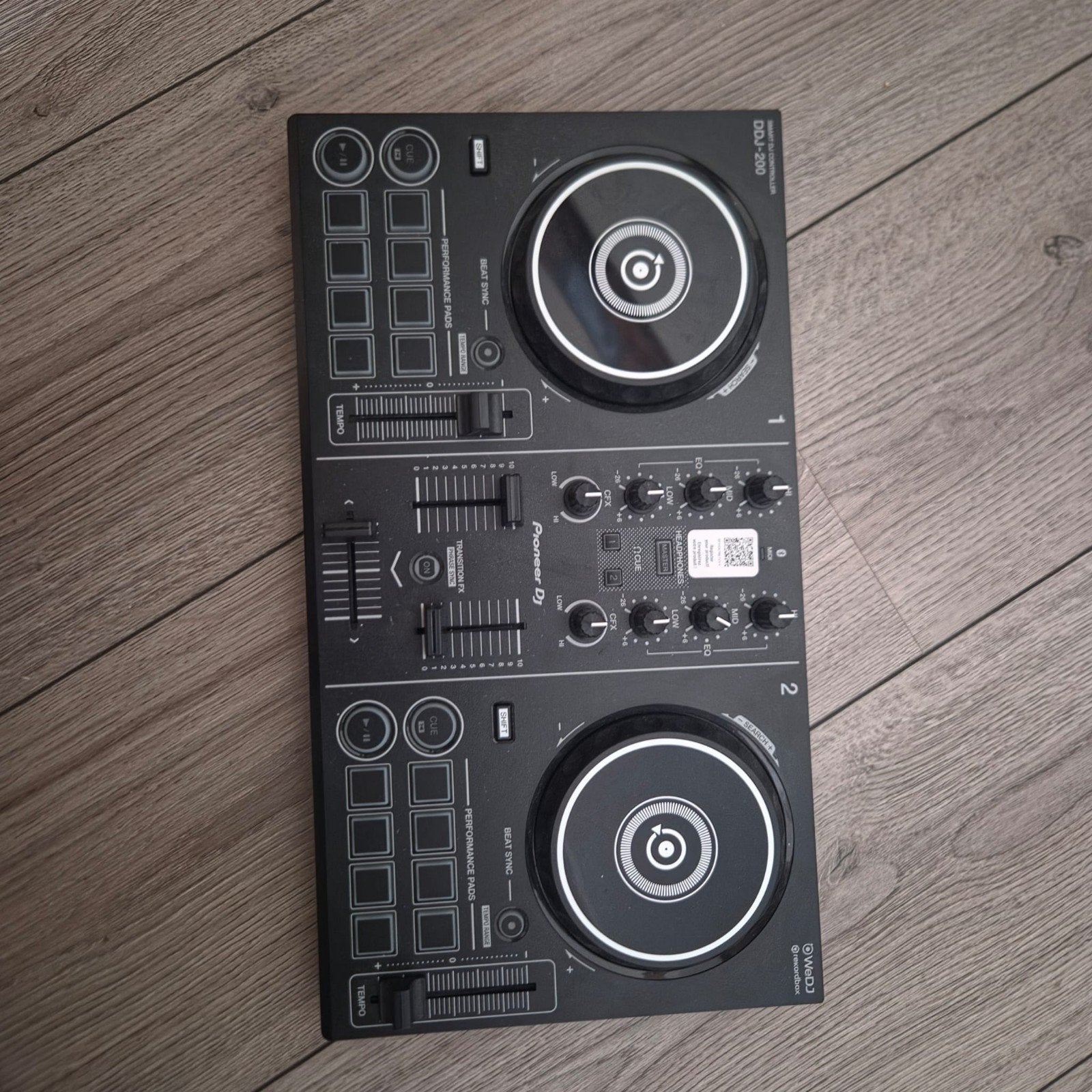 Pioneer DDJ-200 DJ-controller met  DJ HDJ-CUE1BT kopte
