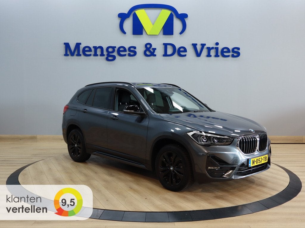 BMW X1 sDrive20i Business Edition Airco ECC | Head Up Displa, 4 cilinders, 179 pk, Leder en Stof, Origineel Nederlands