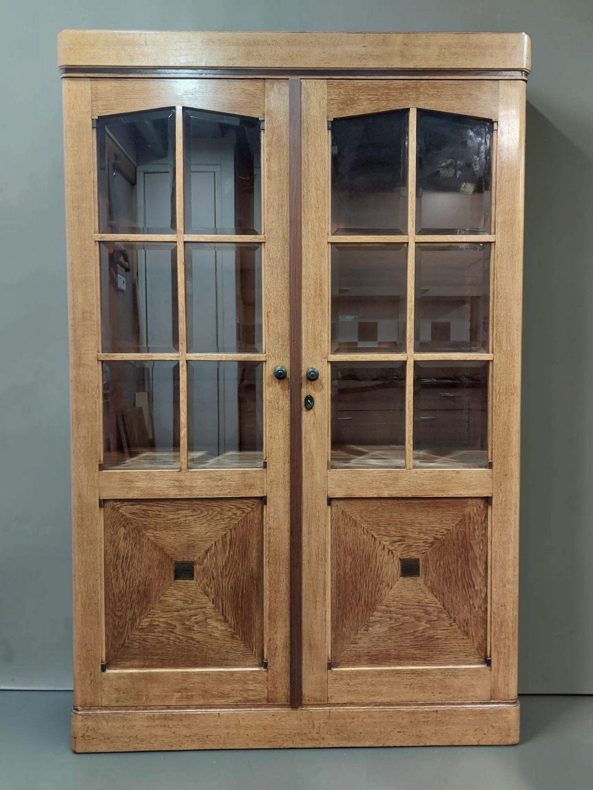 kast Amsterdamse School Art Deco boekenkast/vitrinekast, Ophalen