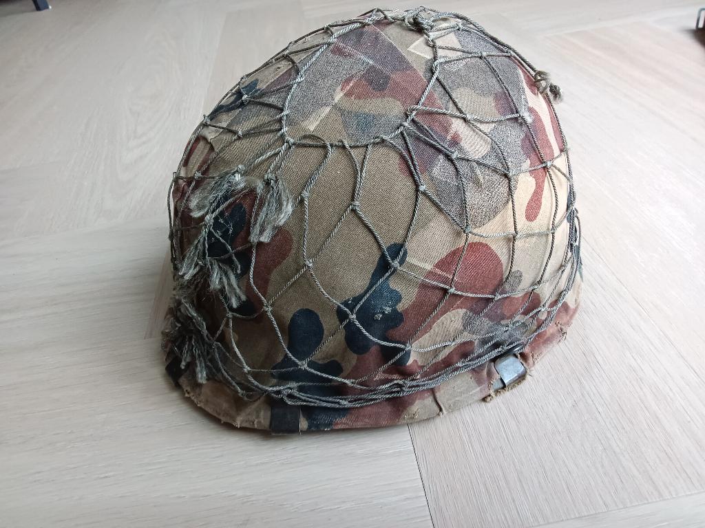 Helm, Duits jaren 70, Fallschirmjäger, m71, Ophalen of Verzenden, Landmacht, Duitsland, Helm of Baret
