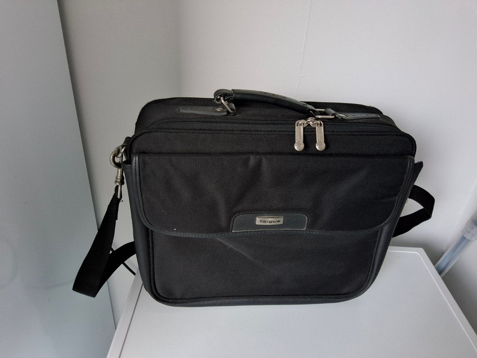 targus laptoptas, Ophalen, 17 inch of meer, Nieuw
