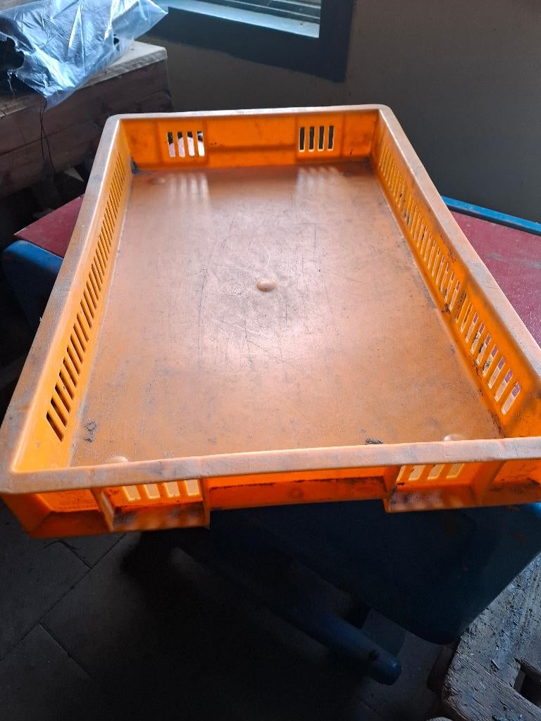Kunststof stapelbakken, Doe-het-zelf en Verbouw, Kratten en Dozen, Ophalen, 60 cm of meer, Overige typen, Minder dan 35 cm