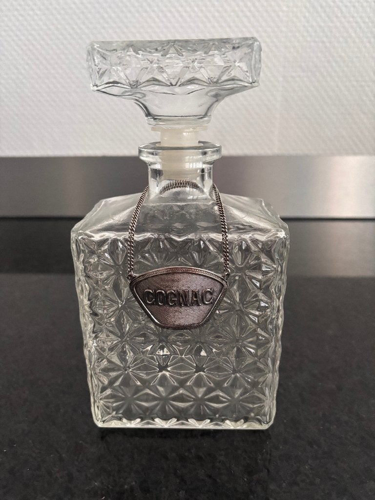 Vintage glazen karaf met verzilverd karaflabel Cognac., Ophalen of Verzenden